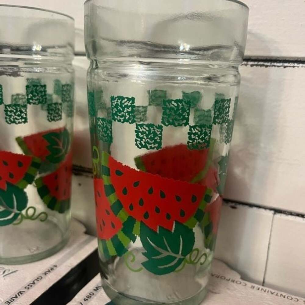 Set of 16 Vintage Anchor Hocking Golden Harvest Glass Tumblers-Watermelon Design - Picture 4 of 4